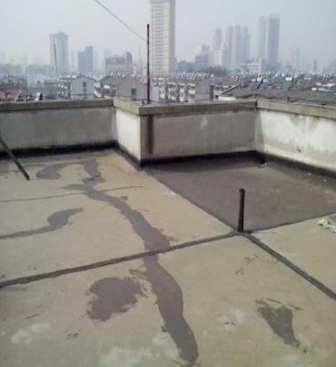 南关漏水维修 楼顶漏水是什么原因，楼顶漏水维修方法是什么?