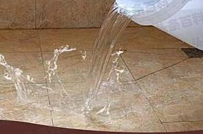 南关漏水维修 免砸砖防水材料该如何施工